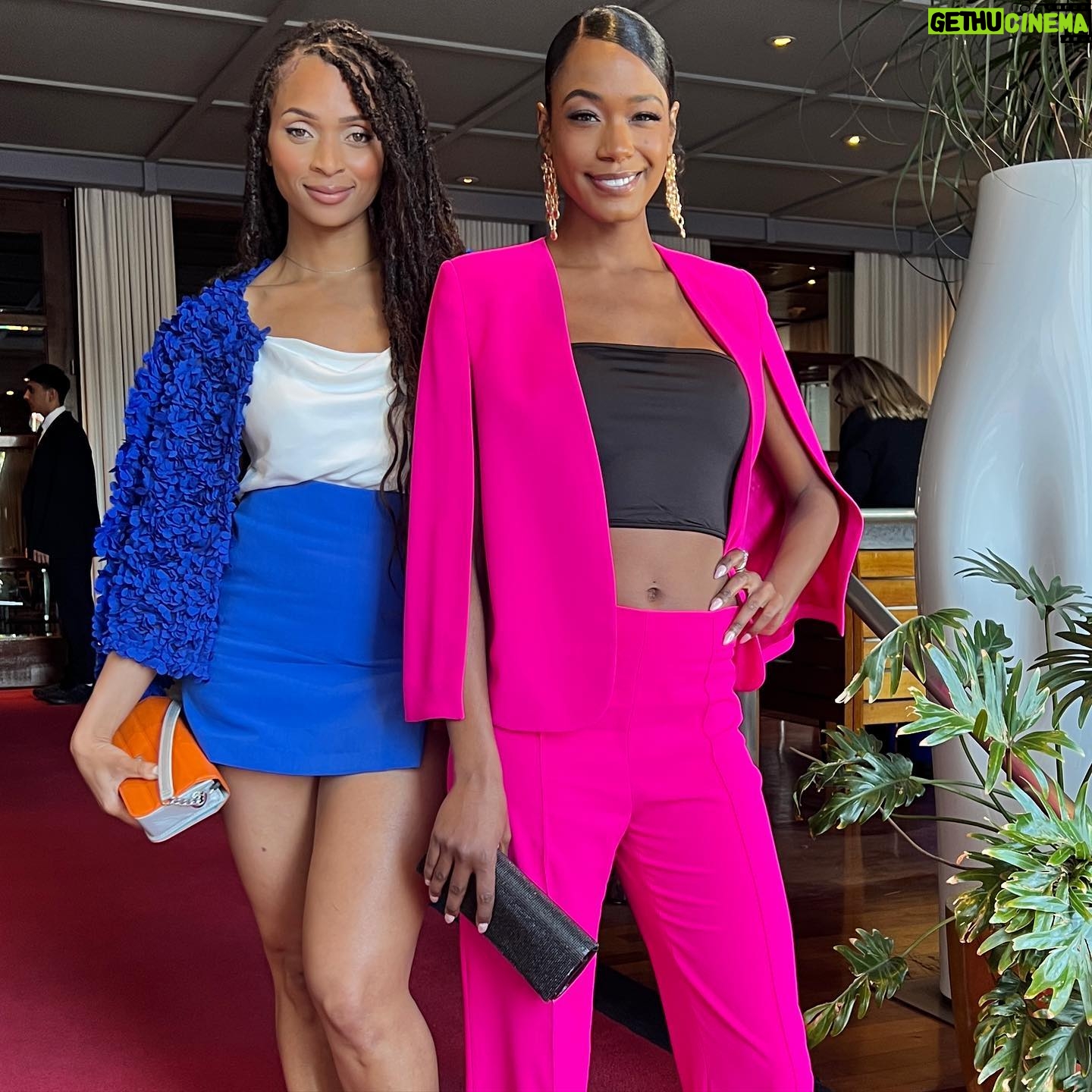 Alise Willis - 722 Likes - Thank you @bet for the incredible opportunity to host a FYC panel for @awd_directors. This event honored women in our industry and highlighted the power of positivity and sisterhood. The amazing women on our panel left me so inspired. And who better to host with other than my sis @melissa.l.williams
Big love to @tashiadeveaux & @commchicklana 🤗
💄- @michelledartistry
📸- @karims123
#FYC #BET #womenempowerment #sisterhood #positivity #host #allianceofwomendirectors #latimes #actress #womenshistorymonth