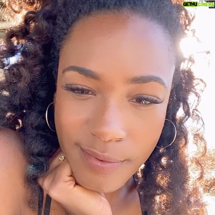 Alise Willis - 543 Likes - Today is the DAY! Premier Day!!! 🥳Echoes is out NOW on @netflix. What a beautiful journey it has been. I don’t even have words for what I feel at the moment. Blessed, excited, and thrilled resonates with me heavily, but grateful is the word that clings to my heart the most. God had blessed me to currently star in 2 tv series. Talk about living under Gods grace. I’m over here In complete awe!
The cast of this show is just phenomenal! True artists whom I had the pleasure to learn from. Thank you to the directors, producers, casting director and everyone involved in the process of me taking on the role of Meg. My heart is exploding with happiness.
Whoever is out there ready to give up, thinking that your dreams won’t become a reality; this is a message for you. You’re closer than you think! God has a way of working and things will work out in a way you’ll likely least expect it. I know the experience all too well of feeling like it’ll never happen, but that’s when you have to draw closer to God and watch him work💫🙏🏾 all I can say is THANK YOU
@echoesnetflix @netflix @jtatalent @armadapartners @talentworksagency
#echoes
#netflix
#netflixandchill
#netflixseries
#echoesnetflix
#meg
#actress
#series
#grateful
#cantstopwontstop