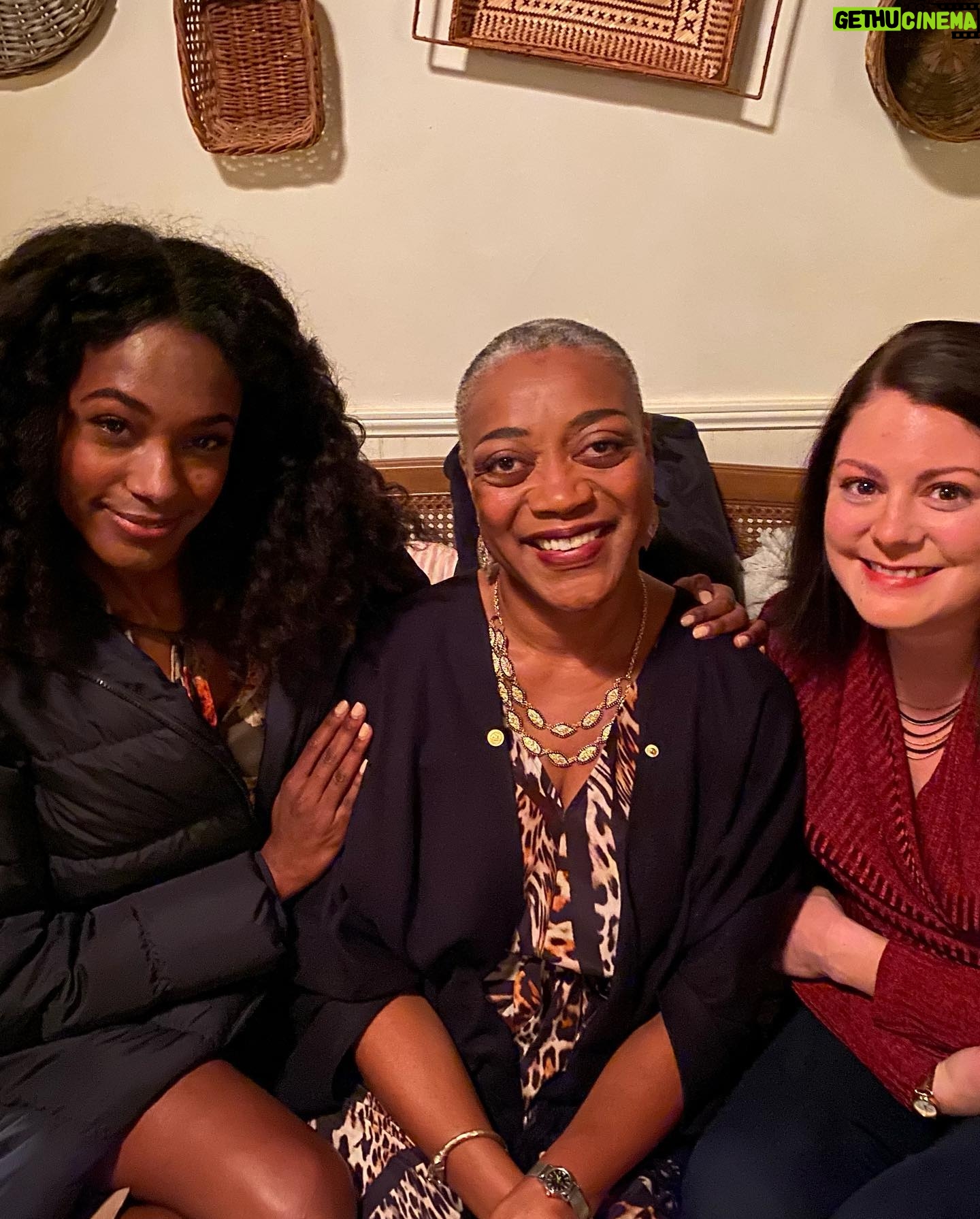 Alise Willis - 543 Likes - Today is the DAY! Premier Day!!! 🥳Echoes is out NOW on @netflix. What a beautiful journey it has been. I don’t even have words for what I feel at the moment. Blessed, excited, and thrilled resonates with me heavily, but grateful is the word that clings to my heart the most. God had blessed me to currently star in 2 tv series. Talk about living under Gods grace. I’m over here In complete awe!
The cast of this show is just phenomenal! True artists whom I had the pleasure to learn from. Thank you to the directors, producers, casting director and everyone involved in the process of me taking on the role of Meg. My heart is exploding with happiness.
Whoever is out there ready to give up, thinking that your dreams won’t become a reality; this is a message for you. You’re closer than you think! God has a way of working and things will work out in a way you’ll likely least expect it. I know the experience all too well of feeling like it’ll never happen, but that’s when you have to draw closer to God and watch him work💫🙏🏾 all I can say is THANK YOU
@echoesnetflix @netflix @jtatalent @armadapartners @talentworksagency
#echoes
#netflix
#netflixandchill
#netflixseries
#echoesnetflix
#meg
#actress
#series
#grateful
#cantstopwontstop