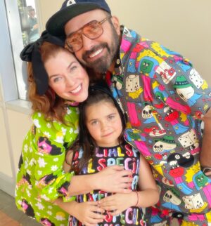 Alisha Gaddis Instagram - Here’s the fam 🌈 Lucky & I had a fabulous show last weekend and Indiana insisted on wearing her kinda matching @nooworks dress and same hairdo (I’ll do that as long as she wants forever and ever!) We did not insist she smile for pics. 🤣🩷 Swear, she had the best time too!