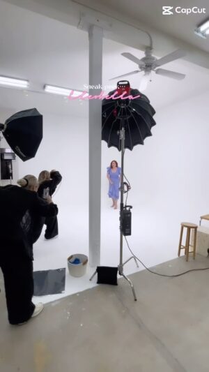 Alisha Gaddis Instagram - Sneak peek🌸 Magical photoshoot for @cleobella 💜 rolling out for Mother’s Day 💜 #fashion #sustainable #dress #women  #feel