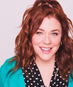 Alisha Gaddis Instagram - What’s that!?? New headshots???? What am I 22?! Nope - even BETTER. I’m that mom who brings overcooked brownies to the PTA on Disney . I’m a dance mom who will smile to your face and sabotage your child’s sequins FTW. I’m the wife talking you into buying a mattress. I’m the new hilarious teacher’s assistant in your fave network show. 🩷 Love these so much @joannadegeneres can’t wait to take them out for a spin.