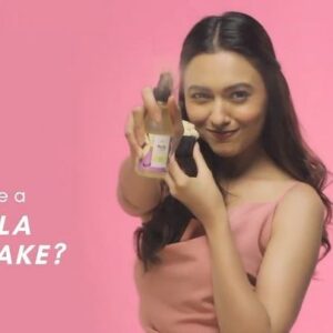 Alisha Prajapati Instagram - Mists are something which i can’t do without. @plumbodylovin✨#digitalad #plumbodylovin #alishaprajapati