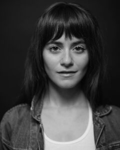 Actress Alison Jaye Horowitz HD Instagram Photos and Wallpapers June 2024