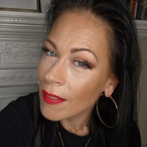 Alison Law Instagram - Losing weight really took its toll on my face and although I've always been confident I began to notice how I'd stopped taking photos and started avoiding being in them.

I've always been one for embracing growing old gracefully and I'd never considered Botox or what it could do for me... Until I met @beautifications.melissa Melissa has been Harley Street trained in Aesthetics told me that I didn't have to put up with how the weight loss had effected my face and with a few small injections in key points around my face and eyes I'd look 10 years younger!!! 

Obviously I was intrigued and thought sod this I'm giving it a go! I have to say I've not looked back, the amazing work Melissa has done truly speaks for itself. 

Now I feel after a little magic youth due from Melissa it has empowered me and my only regret is that I'd never had it done sooner! 
If you're considering trying this and you're around the Essex area you need to book up with this absolute genius ✨✨✨ 

Special offers running on @beautifications.melissa
www.beautifications.co.uk
Email: melissa@beautifications.co.uk
WhatsApp: 07956523960 

*Paid post*

#botox #aesthetics #essex #selflove #selfcare #harleystreet #uk #london #skin #confidence #confidentwomen #instabeauty #glowup #weightloss #bypassed