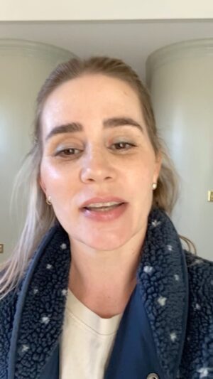 Alison Lohman Instagram - Acting tips! Subscribe today!💗