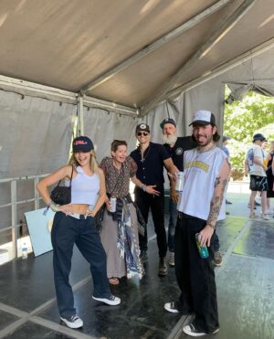 Alison Luff Instagram - we shook our knees ✨ #dump