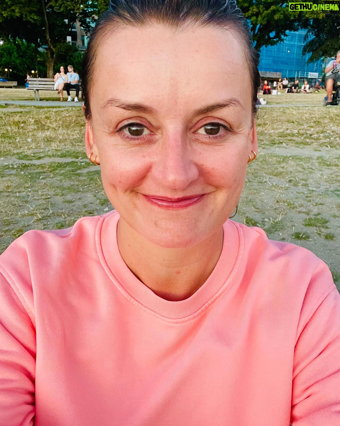 Alison Wright - 665 Likes - Last Sunset on Vancouver.
Iām forever changed by this place and my time here flew.
This Grinchās heart even grew a size or two š§” š§”
Itās a beautiful world out there . Iām so grateful I get to be in it.
#beautifulbc #onlocation #vancouver #2ndhome #travel #explore #dogmom