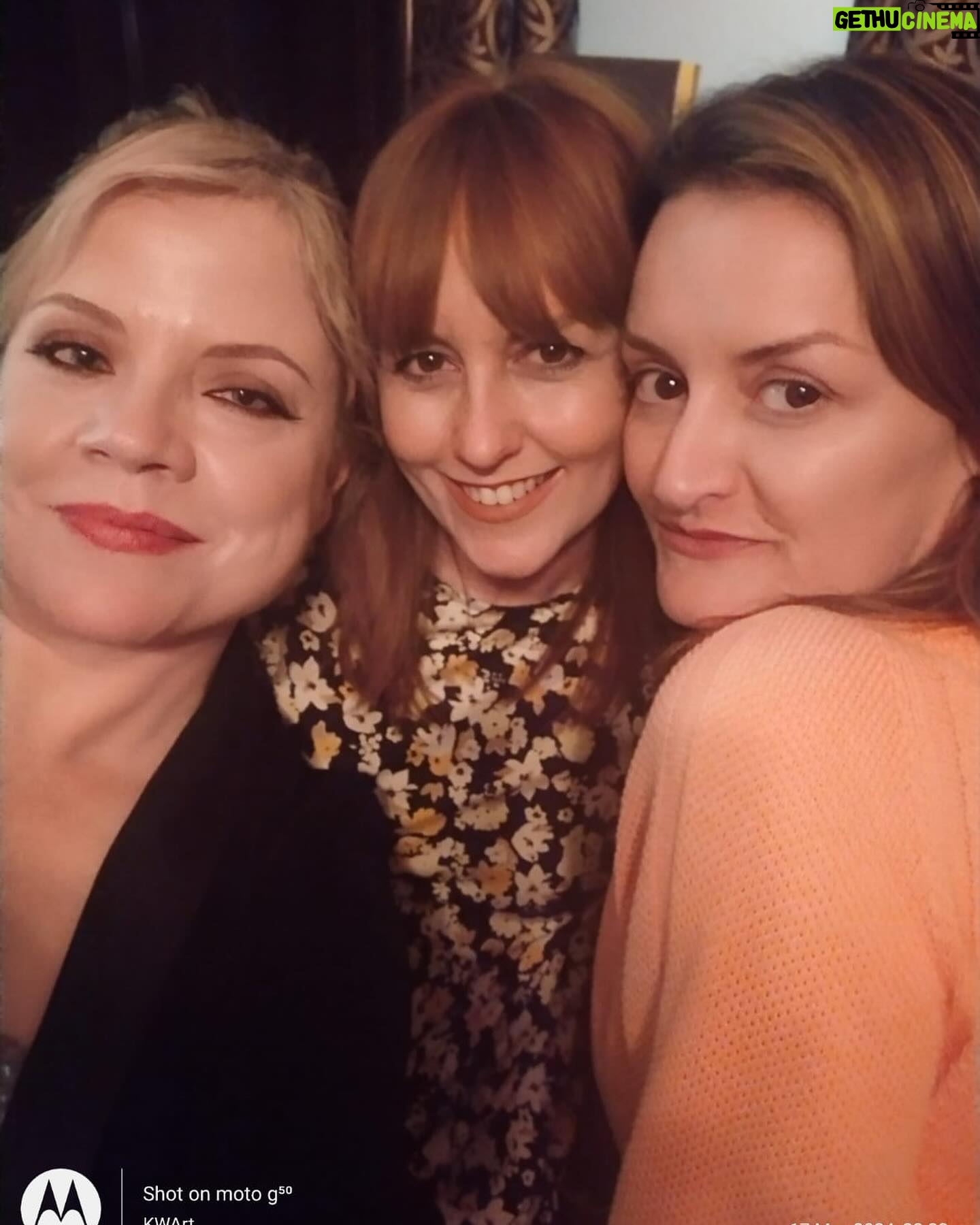 Alison Wright - 613 Likes - Since we were 16 ā¦. Art class comrades. We bonded in Mrs Ritsonās art class . The first and only safe haven I ever found in school.
Longtime Loves ā¤ļø so much history ā¤ļø
#sunderland #tyne&wear, #theempriretheatre #artschool #schoolfriends #longtimeladies #foreverfriends #artschool #art #safeplace