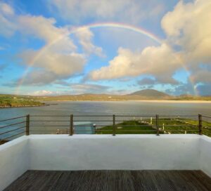 Alison Wright Instagram - Rainbows every day 💖
The Isle of Lewis .

#outerhebrides #scotland #scotlandtravel #isleoflewis #rainbow