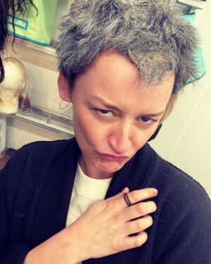 Alison Wright Instagram - And that’s a wrap on Season 3 of SNOWPIERCER! 🥶🥶🥶
 
Hope it froze you in all the right places 🥶☠️🥶and you enjoyed the ride !

Until we meet again… 
You’ll find me in Pike’s stunt double wig.. or did he say merkin .. 
I really should have checked .
 
#snowpiercertv #snowpiercertnt @snowpiercertv @ogg_steven 

Life’s mysteries .