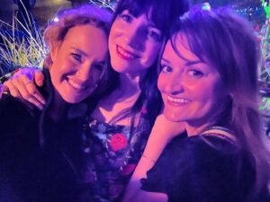 Alison Wright Instagram - The Longtime Ladies!!💖

Ain’t going nowhere 💖
@cocovidela @krewboylan 

So proud of our little Aussie Battler making her film Seriously Red and competing in the narrative feature category at SXSW 🙌🏼🙌🏼

It takes an AGE to bring a film to life. Years & years & years . It takes guts, grit and spirit, a whole lot of hard work and even more luck. 
Boy do we love her 💖💖So stinkin proud !

#sxsw2022 #seriouslyred #seriouslyredfilm #dollhousepictures