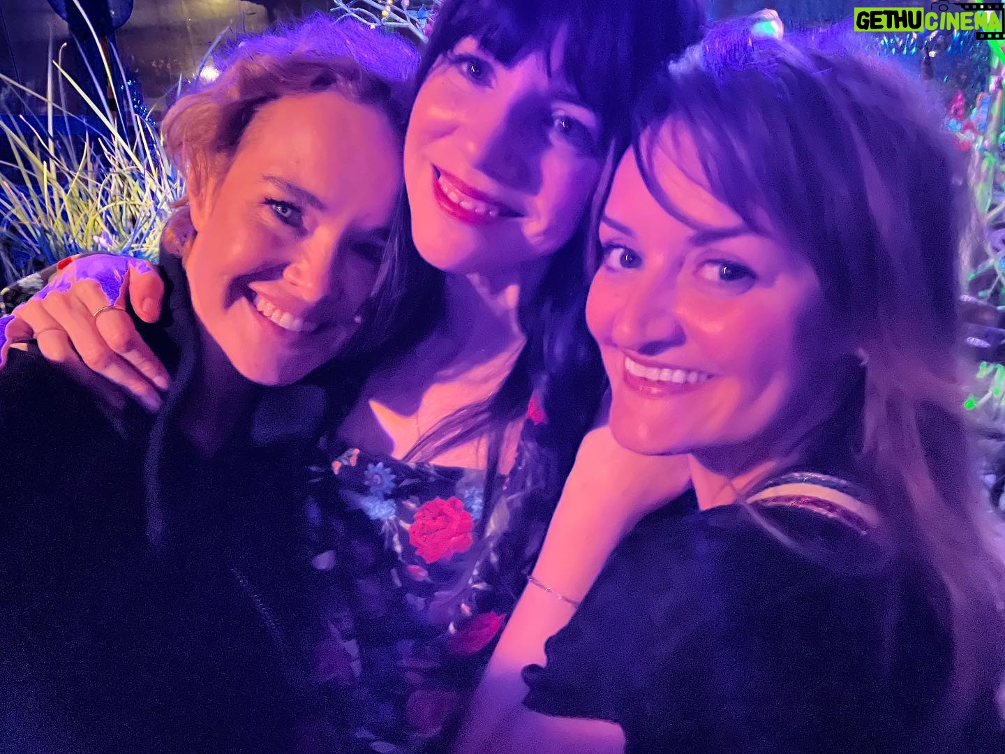 Alison Wright - 1.1K Likes - The Longtime Ladies!!š
Aināt going nowhere š
@cocovidela @krewboylan
So proud of our little Aussie Battler making her film Seriously Red and competing in the narrative feature category at SXSW šš¼šš¼
It takes an AGE to bring a film to life. Years & years & years . It takes guts, grit and spirit, a whole lot of hard work and even more luck.
Boy do we love her ššSo stinkin proud !
#sxsw2022 #seriouslyred #seriouslyredfilm #dollhousepictures