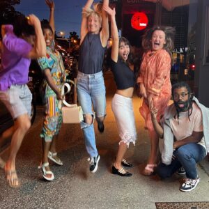 Alison Wright Instagram - We ain’t going out with a whimper 🔥💜💖💜
Big love right here ❤️

For Always .
@robeurbina @_samotto @rowanblanchard @mschelseaharris @daveeddiggs @sumnermickey 
#snowpiercer #snowpiercered #snowpisser