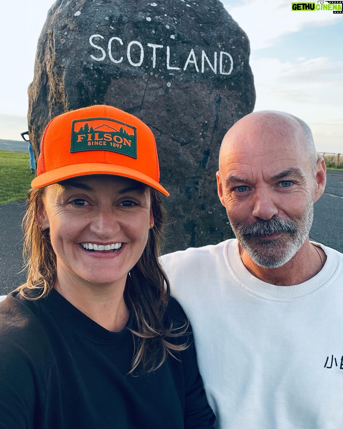 Alison Wright - 819 Likes - What an epic trip ā¤ļø
The Gods smiled on us @pinkybinks and the goblins stayed in the glen !
#bonnyscotland #upnorth #roadtrip #mates #28yearslater #trolldonna #goblinqueen