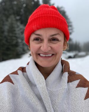Alison Wright Instagram - Oh Canada 🌲🌲
I do so love it here ❤️
Having a job that takes you far away, somewhere magical and full of adventure is such a gift. And Canada, you keep on giving ❤️

#beautifulbc #canada #pemberton #joffrelakes #onlocation