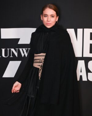 Alix Schwartz Instagram - Fashion Week…or…the Dune premiere? — 🤷‍♀️

Outfit inspired and provided by my grandma @joycepomeroyschwartz 

#fashionweek #dunepremiere #duneparttwo #fashion #runway7fashion #nyfw #dune #grandmascloset