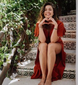 Actress Aliyah O’Brien HD Instagram Photos and Wallpapers December 2023