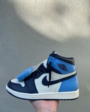 Allan Guedj Instagram - 🎁 CONCOURS 🎁
Bonsoir à tous ! 
Pour fêter l’ouverture de son compte Instagram nous avons décidé de vous offrir une paire de sneakers ! 
La personne qui gagnera ce concours aura le choix entre 2 paires différentes :
- Une Air Jordan 1 Obsidian 🦋
- Une Rubber Dunk Off White 🚧

Pour participer à ce concours il suffit de :
- Suivre @youcallus et @allanguedj 
- Écrire le nom de la paire que tu veux   ta taille en commentaire.
- Identifiez 3 potes ! 
- Repost en story cette image avec le @youcallus 
- Et pour avoir encore plus de chance vous pouvez participer autant de fois que vous le voulez en identifiant d’autres amis ! 
Le concours ce termine le Samedi 24 Octobre à 21h. 
Le gagnant sera contacté en message privé le lendemain. 
Nous vous souhaitons bonne chance ! 🍀
