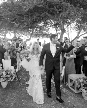 Allie Kaplan Instagram - Mr. and Mrs. Rutstein 💍🥹💕 01.27.24
#glbride #galialahav