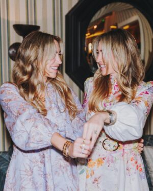 Allie Kaplan Instagram - She’s engaged!! 🥹💕💎💍✨ @lexikaplan so incredibly happy for you and @jeffgiudice 🥰 I couldn’t have asked for a better brother! Quad squad for life! 💃🏼💃🏼🕺🏼🕺🏼