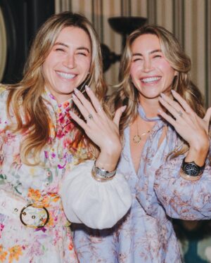 Allie Kaplan Instagram - She’s engaged!! 🥹💕💎💍✨ @lexikaplan so incredibly happy for you and @jeffgiudice 🥰 I couldn’t have asked for a better brother! Quad squad for life! 💃🏼💃🏼🕺🏼🕺🏼