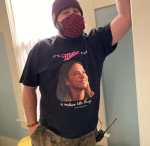 Allison Miller Instagram - Tonight I wrapped my first episode of television as a director. I am so grateful to this crew for supporting me in every way - namely the t-shirts from our A Cam operator and every single person who wore them on day 1 AND day 8. @the.real.joannakerns and @heydjnash thank you for trusting me to tell these stories from a different side of the camera. Thank you to the cast for endless cheerleading and INCREDIBLE performances. I am so lucky. I have wanted to do this for so many years and the job has brought me new levels of joy. I told the crew tonight that this has been one of the best experiences of my life and that’s 💯. A creative fever! I can’t wait to do it again. ❤️❤️❤️ #amillionlittlethings