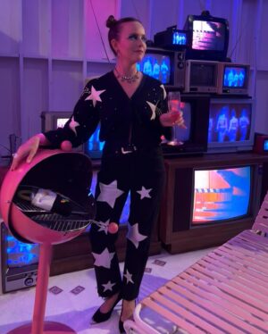 Allison Miller Instagram - @lizzy_greene found my dream pants in a vintage shop, took me to @betseyjohnson’s 80th birthday party, and captured the moment when @gottmik said she loved my makeup. ⚰️🪦👻🤌🏼RIP to my earthly form as I have ascended.