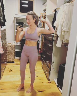 Allison Miller Instagram - You know that thing where you meet a yoga teacher in a van in Mexico and two years later she’s sending you athletic wear that she made from recycled water bottles!? That’s @emilytayloryoga and her online yoga classes were life giving through the last couple years. Now she’s making really comfortable wonderful stuff that I can’t recommend highly enough! Sustainable and cute and no-yoga-wedgie tested by me, a person who is below average at taking selfies. Link in bio for purchases! Go support Emily - a small business Wonder Woman!