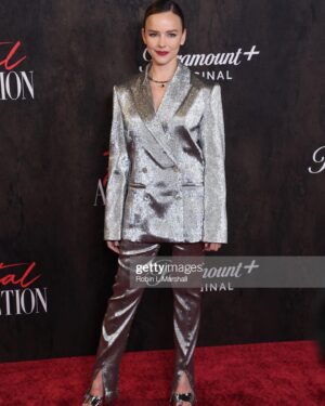 Allison Miller Instagram - Oh no she’s posting the watermark oh no it must be an emergency and the emergency is going outside and supporting cool people doing cool things (looking at you @silvertreedirector and @petechatmon) Can’t wait to watch the rest of this show 🔥🍆🔪 apologies for these emojis the last picture is just a brief juxtaposition so as to not blind you with glitter.