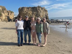 Ally Pankiw Instagram - Damn, god is quite literally love hey? Happy Holidays from the Pans in Malibu 💛🌊🇺🇦