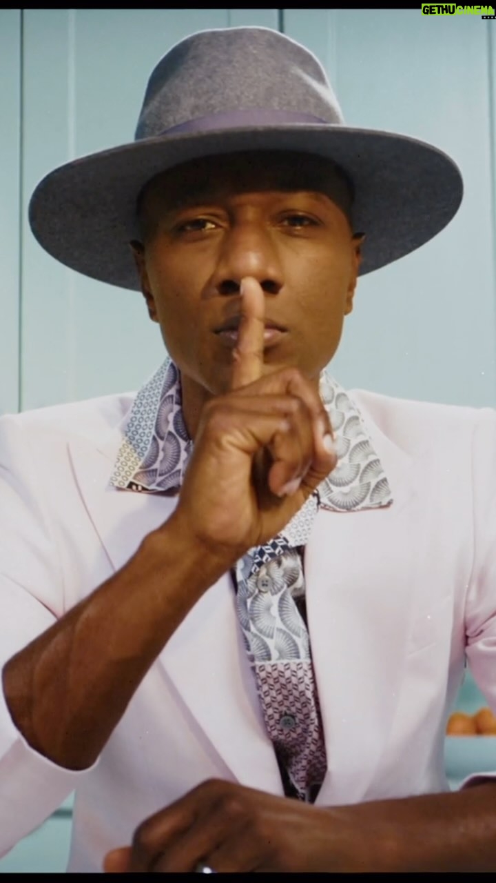 Aloe Blacc - 547 Likes - “Don’t Speak” is music video is OUT NOW!
Produced by @otismcdonald
Director of Photography: @ryancalavano
BTS DP: @sheff_shoots_indie
Styling: @theglovedartist
Jewelry: @eyecandylosangeles
Artwork by: @gaknew
MUA: @satya_linak
Drums, Percussion, Bass, Synth, Crowd Noise performed by @otismcdonald
Keyboards performed @funkchild
Guitars performed @jacksonallenguitar
Saxophones performed by @dan_casaresmusic
Trumpets performed by @olmosdef
#RockMySoul #TakeMeBackTuesday
-
-
-
-
-
-
-
-
-
-
-
-
-
-
-
-
-
-
-
#love #funk #photooftheday #fashion #trending #explorepage #viral #tbt #like4like #picoftheday #follow #me #selfie #summer #art #youtube #friends #repost #soundgarden #trendingnow #fun #style #lithium #food #instalike #likeforlike #nodoubt