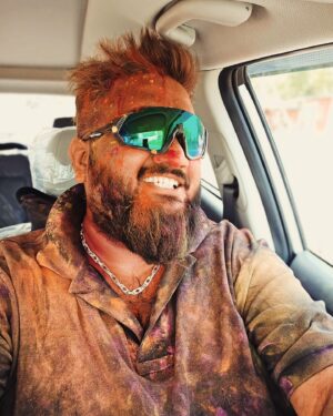Alok Babu Instagram - Happy ಹೋಳಿ 🤙🏻❤️
Love from #Kalburgi 😘
#Allok #kannada #karnataka