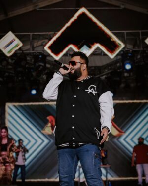 Alok Babu Instagram - Wøl føx photography ❤️