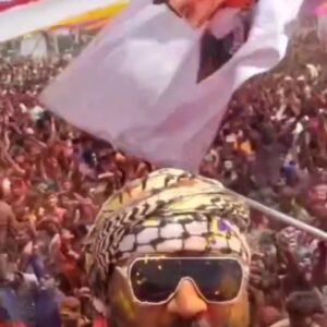 Alok Babu Instagram - ಕಾಮನಹಬ್ಬದ ಶುಭಾಶಯಗಳು 🔥
Happy Holi cause its Good vibes only 🤙🏻
#Allok #kannada