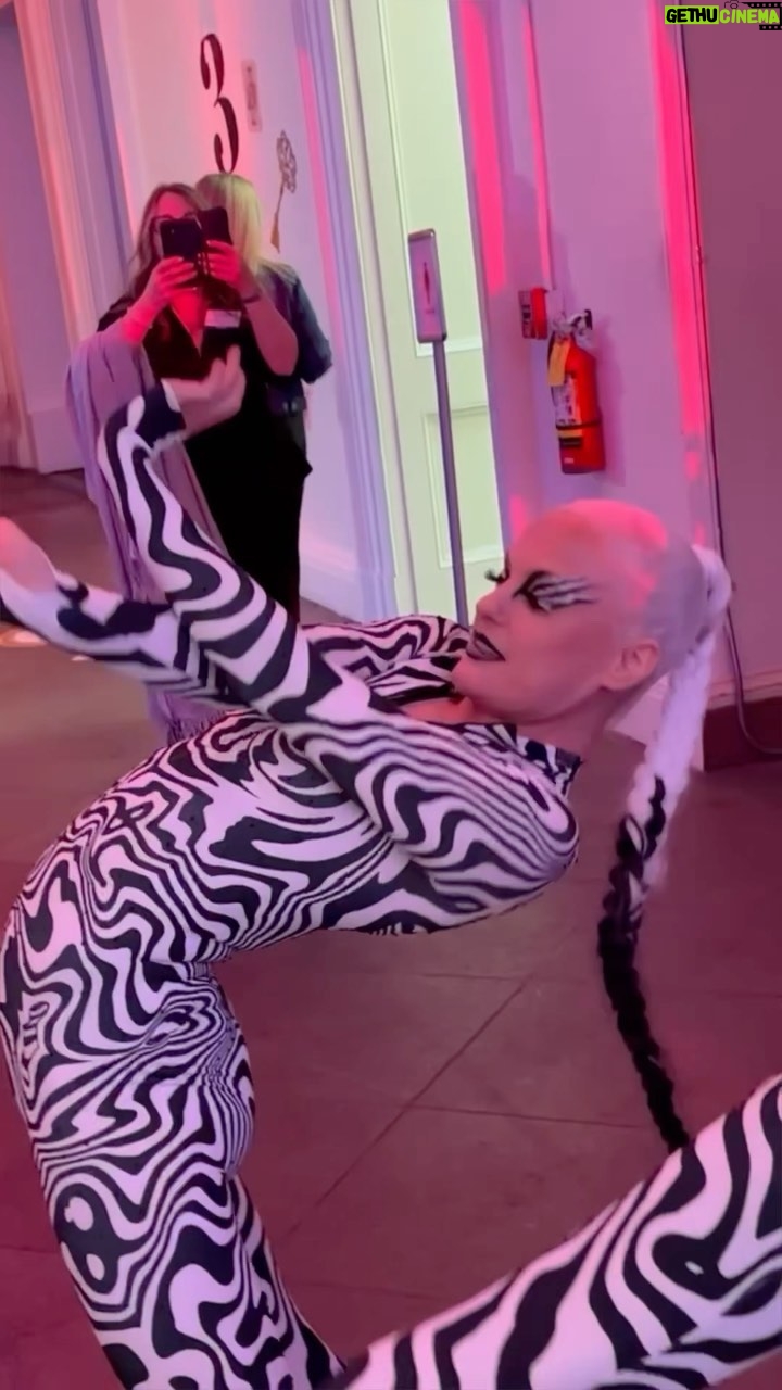 Alondra Excene Shields - 93 Likes - Goodbye 2023!
A few days late but 🤷🏻♀️
2023 was WILD! Super grateful for all the work I got despite there being several huge strikes in the industry. First Grammy clients @beritgilma & @alligatorjesus. Winning the @creepy.gals Costume Contest. I worked 5 events for @insomniacevents including EDC Mexico & EDC Vegas. Worked on the first @voltabeauty campaigns AND trained artists for EDC Vegas! Traveled to SF to work with @elanartists under Dept Head @jordanadavid. Took @onomakeupcourse & learned from the amazing @priscillaono ! Filmed a horror anthology in Washington with @blackboxtv! Got back infront of the camera and modeled a few looks! We released our 2nd edition of @creaturas.zine! Met @_imdarkphoenix_ and did her makeup 5 times!! Completed another year of Grinchmas with @mageefx! Finished the year working @countdownnye with Dept Head @sashaglasser!
So many to tag I can’t fit them all in here!! Thank you to everyone who helped keep me booked up this year!!
This year I really learned my value as an artist and became so much more confident in my artistic abilities. I cannot wait to see what this year brings!
•
•
•
•
•
#goodbye23 #2023wrapup #hello2024 #lamakeupartist #freelancemakeupartist #lovemycareer