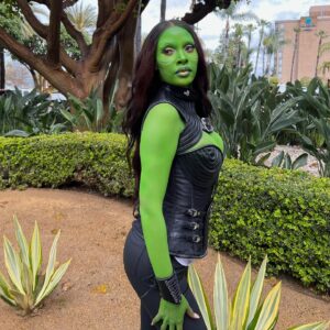 Alondra Excene Shields Instagram - 💚 @_imdarkphoenix_ 💚
Gamora look for Wondercon!
•
•
•
•
•
#gamora #guardiansofthegalaxy #marvelcosplay #gamoracosplay #wondercon #wondercon24