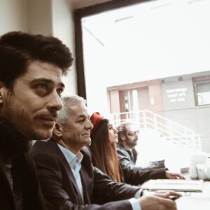 Alper Saldıran Instagram - Bizi böyle sevin...