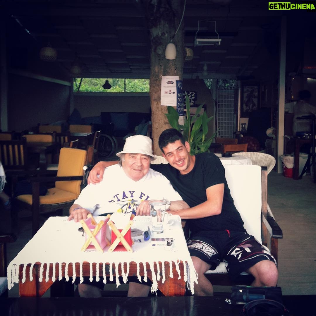 Alper Saldıran - 4.8K Likes - -2011- #ErolGünaydın saygıyla, sevgiyle... #tbt