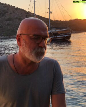 Altan Gördüm Instagram - “Bende tarçın,sende ıhlamur kokusu…” foto by @ibrahimakoz