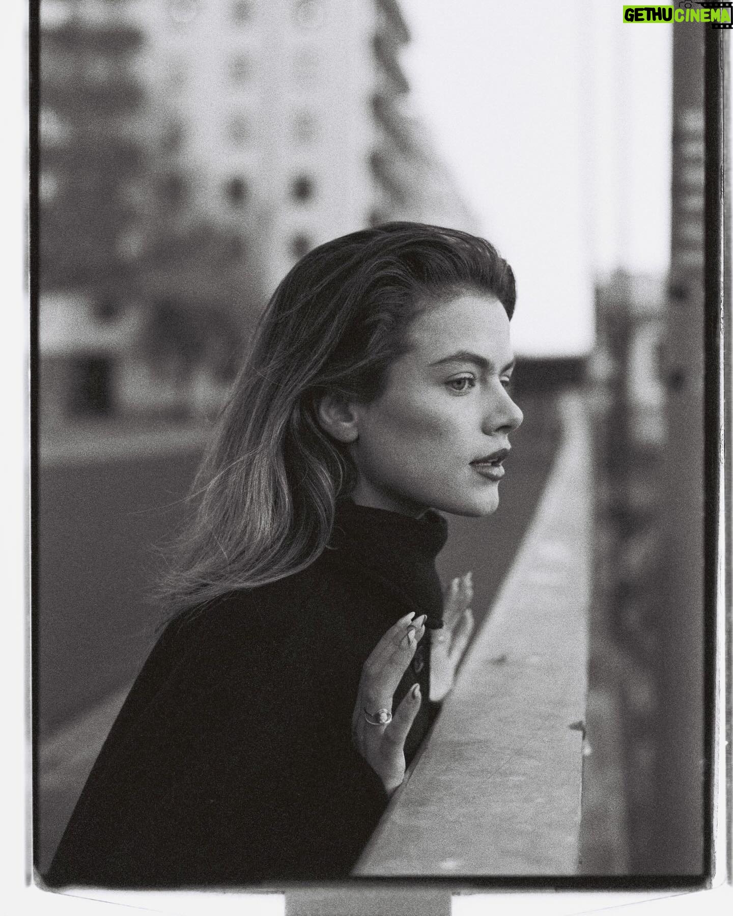 Alva Bratt - 7K Likes - photos by Martin, Hornstull in november