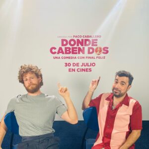 Álvaro Cervantes Instagram - Si @pacocaballerodo me dice ven, lo  dejo todo. Vaya una fiesta tiene preparada con #DondeCabenDos. @filmaxpresenta #30JulioEnCines 🔥 📷 @sofiapedroche