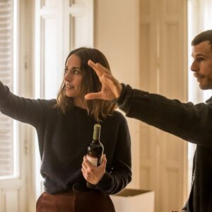 Álvaro Cervantes Instagram - Puedo ver el futuro. Concretamente el del 3 de Marzo, cuando se estrena #EresTúNetflix 

@netflixes @zetastudiosprod @alaudaruizdeazua @matadme_mucho #adolfovalor @silvia__alonso @gorkaotxoaoficial @susanaabaitua