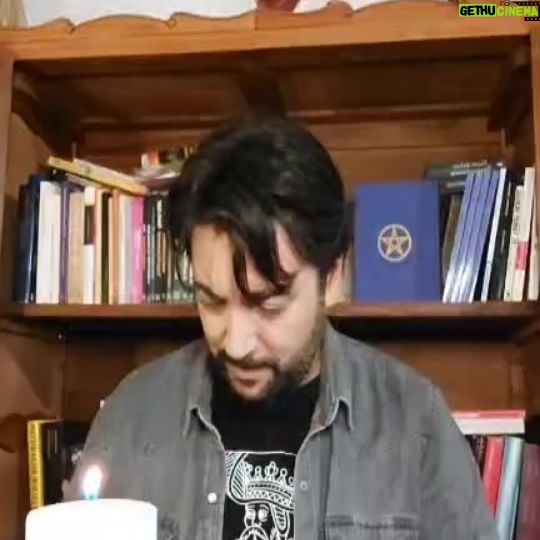 Alvaro Santi - 852 Likes - "HECHIZADOS"
PRIMER CAPÍTULO
LUNES 15 ABRIL 2024
@soymonsejerez