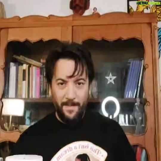 Alvaro Santi - 546 Likes - HECHIZADOS, CAPÍTULO 2
LUNES 22 ABRIL
Gracias por acompañarnos..los queremos!
@soymonsejerez