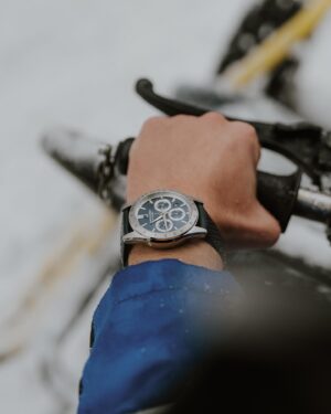 Álvaro de Juana Instagram - Festive getaway with the @hamiltonwatch family! Such a great experience, surrounded by the magic of the arctic and good people! 

Escapada festiva con la familia @hamiltonwatch ! Qué gran experiencia, rodeado de la magia del Ártico y de buena gente! 

❄️⌚️

#hamiltonwatch #hamiltonfamily #happyholidayswhereveryouare