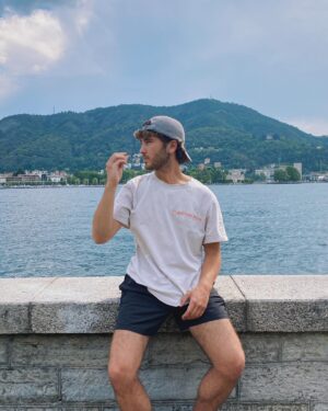 Álvaro de Juana Instagram - Qui non si mangia male.🤌🏻🇮🇹