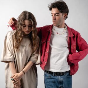 Álvaro de Luna Instagram - esta noche se sale

la noia out now