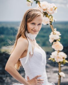 Actress Amanda Hermiine Künnapas HD Instagram Photos and Wallpapers April 2024