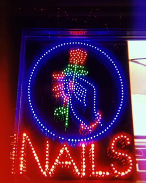 Amanda Hermiine Künnapas Instagram - 💅🏼🤠👯‍♀️ #amsterdam